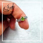 انگشتر نقره زنانه زبرجد طبیعی طرح الماس - جواهری رضوی